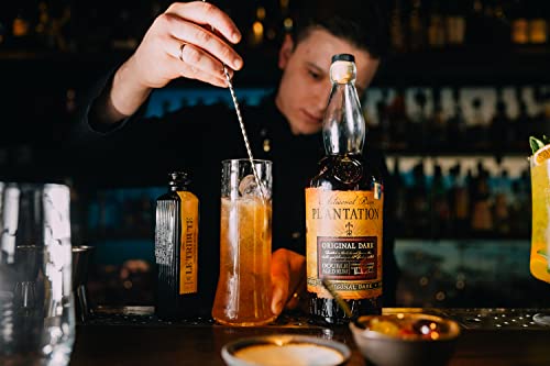 Plantation - 3 Stars White Rum 70cl, 41.2% ABV, Barbados, Jamaica & Trinidad & Original Dark Rum 70cl, 40% ABV, Barbados & Jamaica - Craft & Spiced Rum Box