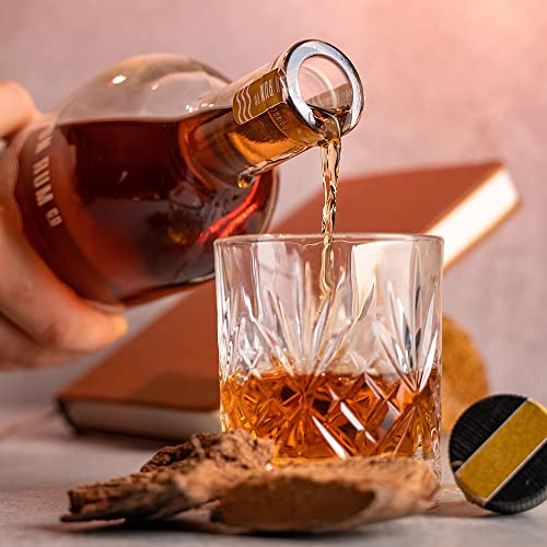 Devon Rum Co Premium Golden Rum | Hand - Crafted Using a Unique Blend of Caribbean Rums and Soft Devon Spring Water | 40% ABV | 70cl - Craft & Spiced Rum Box