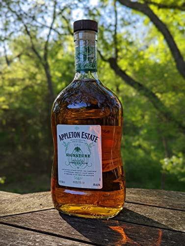 Appleton Estate Signature Rum 70cl - Craft & Spiced Rum Box