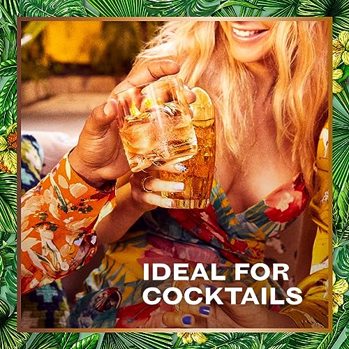 BACARDÍ Reserva 8 Year Old, Premium Caribbean Rum, Barrel Aged 8 Years in Oak Casks Under the Caribbean Sun, 40% ABV, 70cl / 700ml - Craft & Spiced Rum Box
