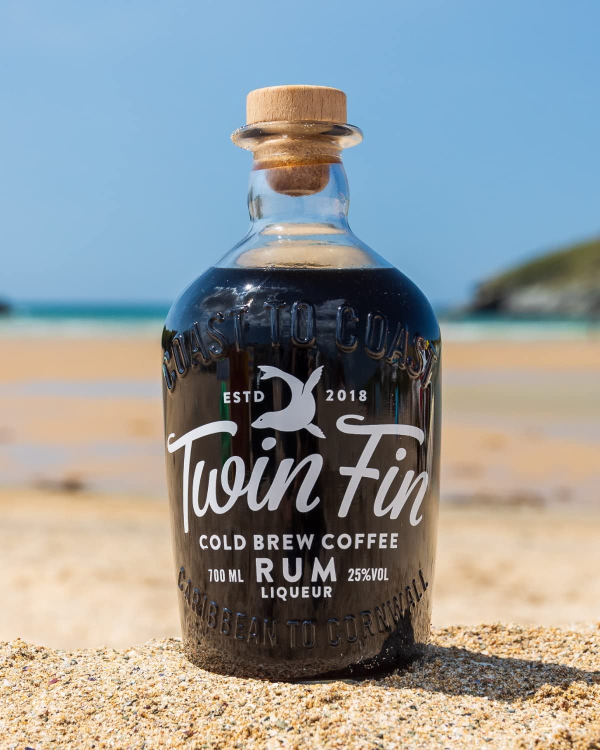 Twin Fin Spiced Golden Rum, 70 cl & Twin Fin Cold Brew Coffee Rum Liqueur, 70cl - Craft & Spiced Rum Box