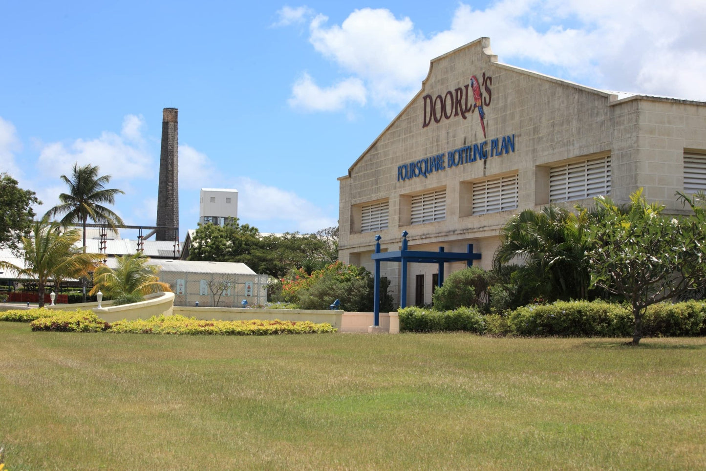 Doorly's 5yo Barbados Rum, 70 cl - Craft & Spiced Rum Box