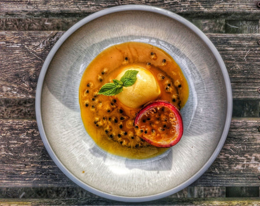 Mango Ice Cream - Craft & Spiced Rum Box